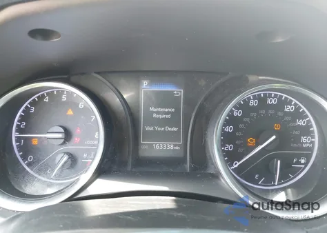 2018 Toyota Camry Le z USA, uszkodzony, nr VIN 4T1B11HK2JU085804